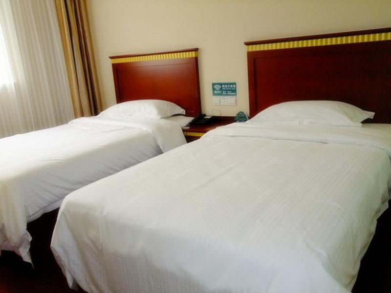 Greentree Inn Shanghai Hongqiao Metro Station Express Hotel Exteriör bild